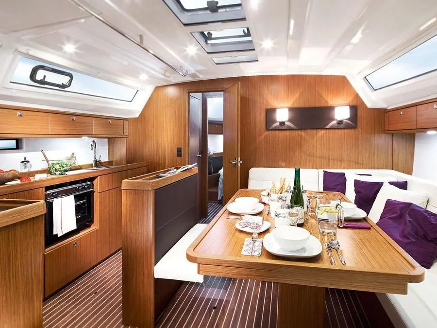 Bavaria Cruiser 46 (Miber Mars) Interior image - 8
