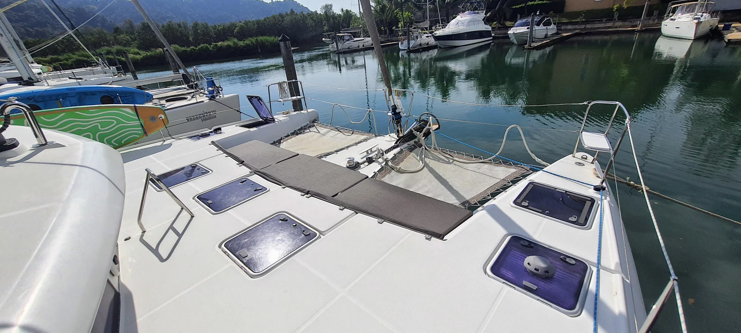 Lagoon 421 (Chirouble)  - 5