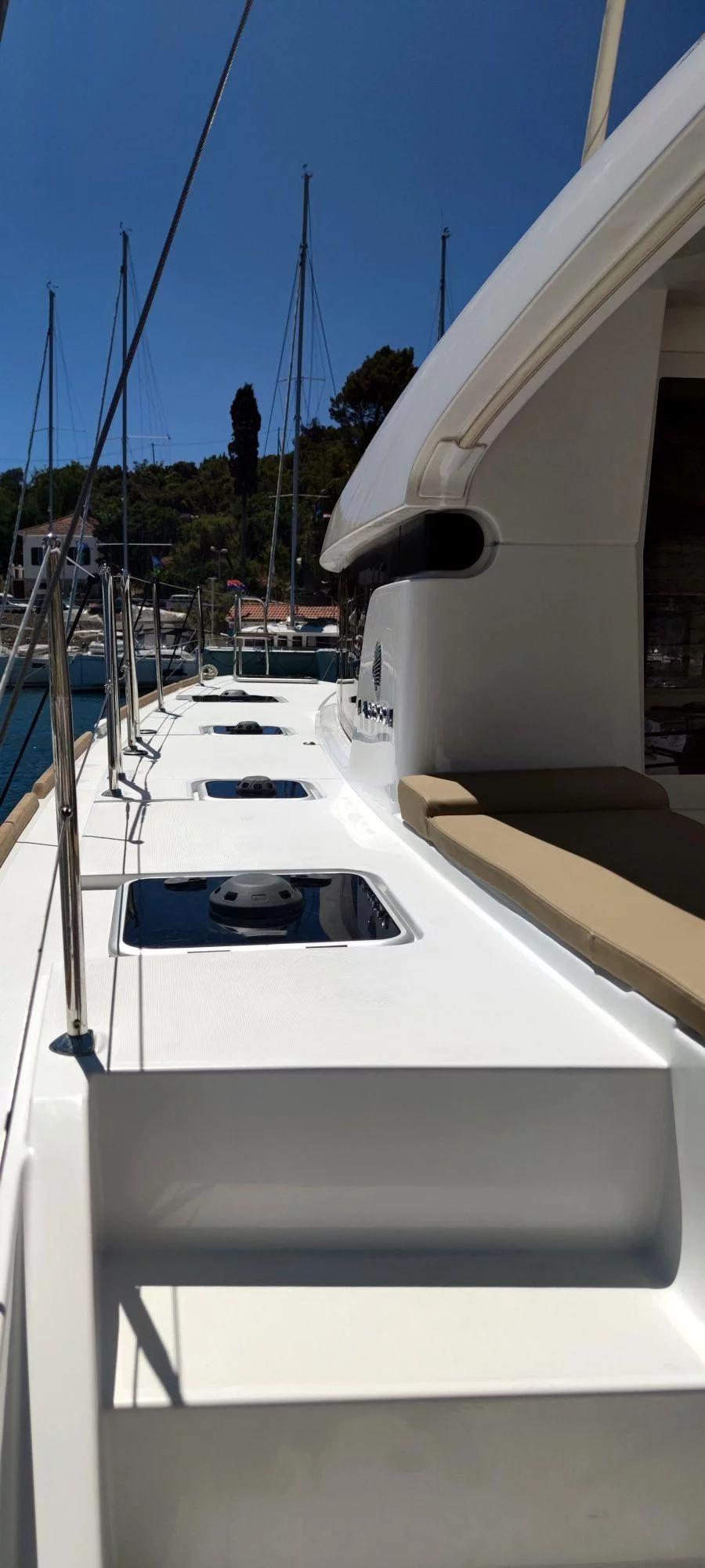 Lagoon 40 (Solentia)  - 42