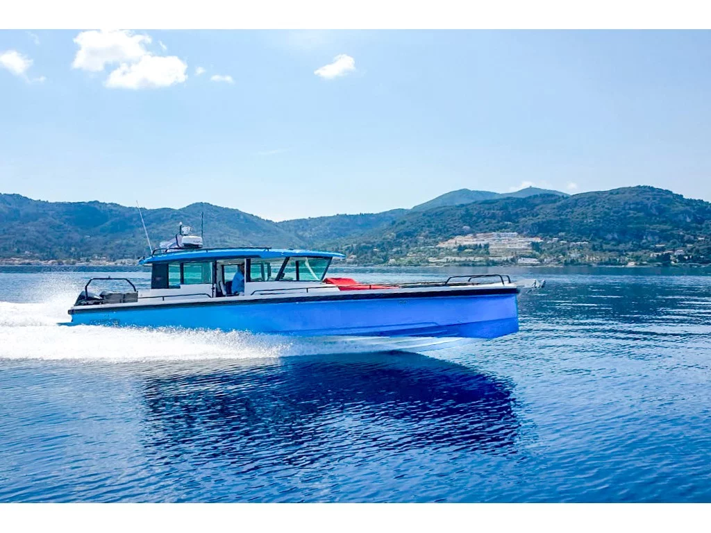 Axopar 37 XC Cross Cabin (1 cabin) (TRAVERSO) Main image - 0