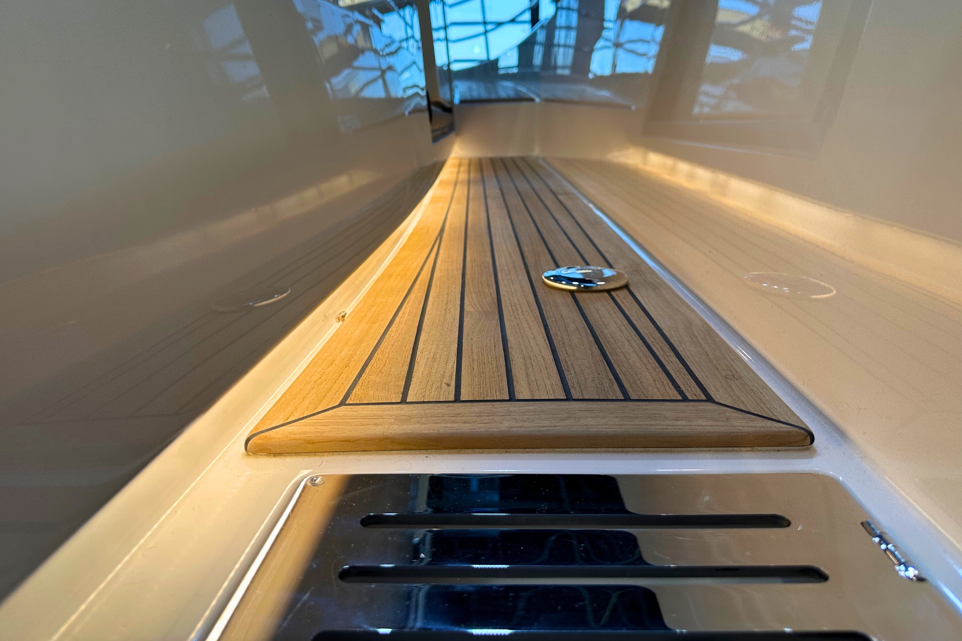 Nimbus 305 Coupe — photo 34