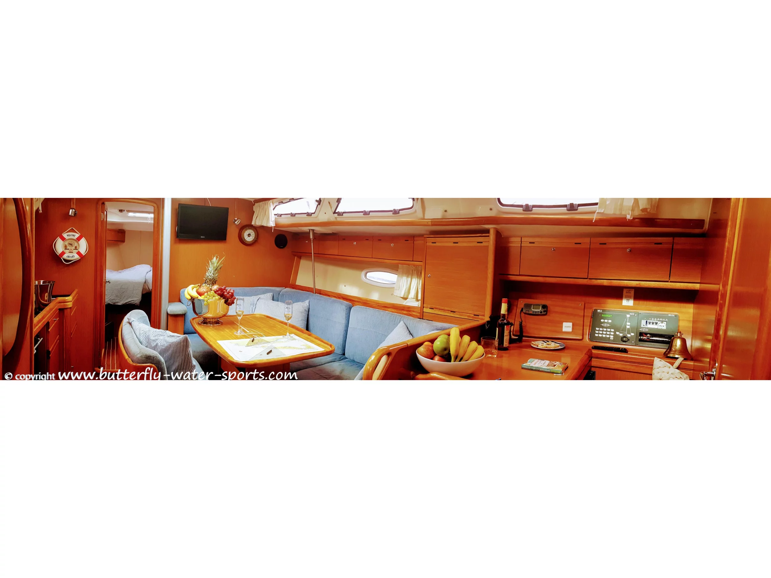 Bavaria 40 Cruiser ("LADY BUTTERFLY") Interior image - 8
