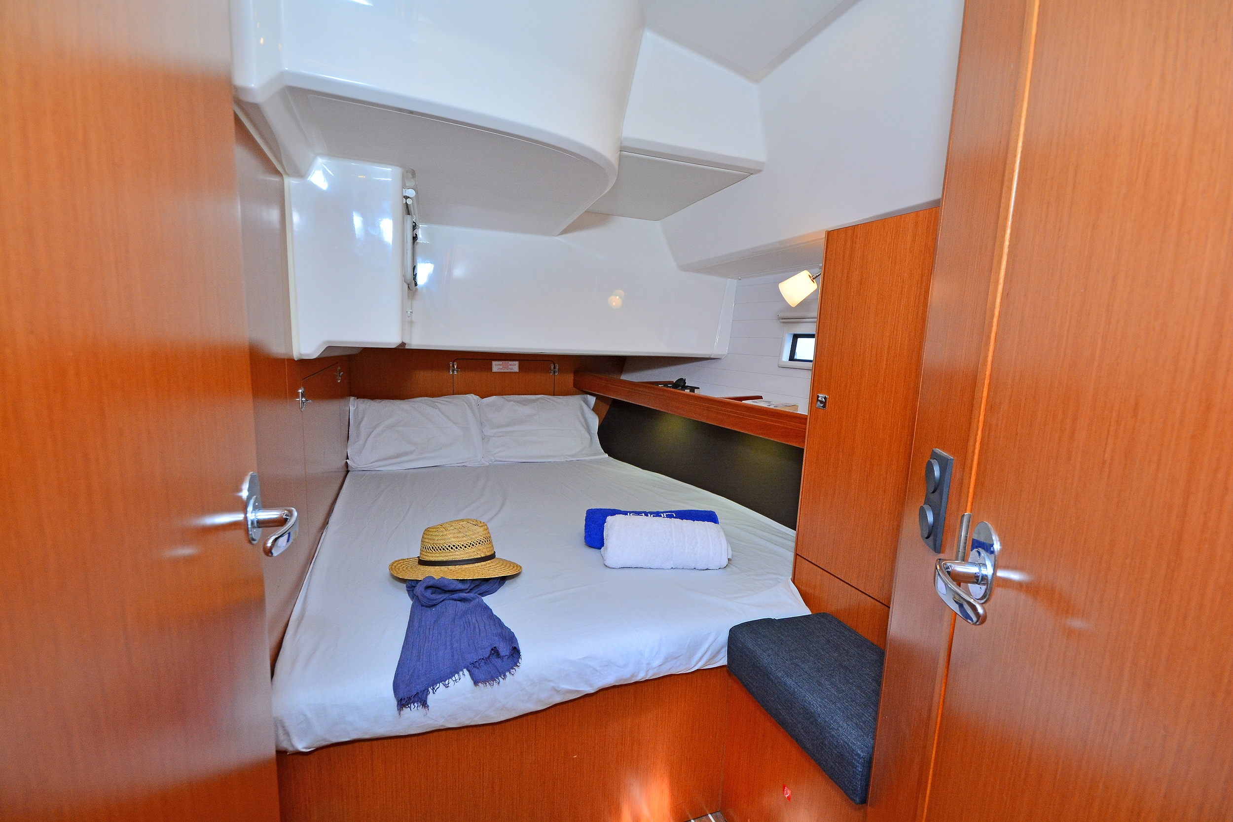 Photo #21 - Bavaria Cruiser 46 (Artemis) in Atene - 24022