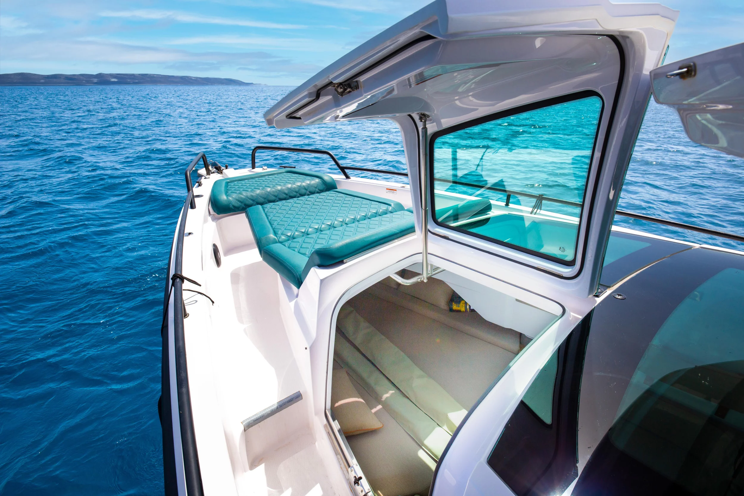 Axopar 37 XC Cross Cabin (2 cabins) (DIONNE)  - 12