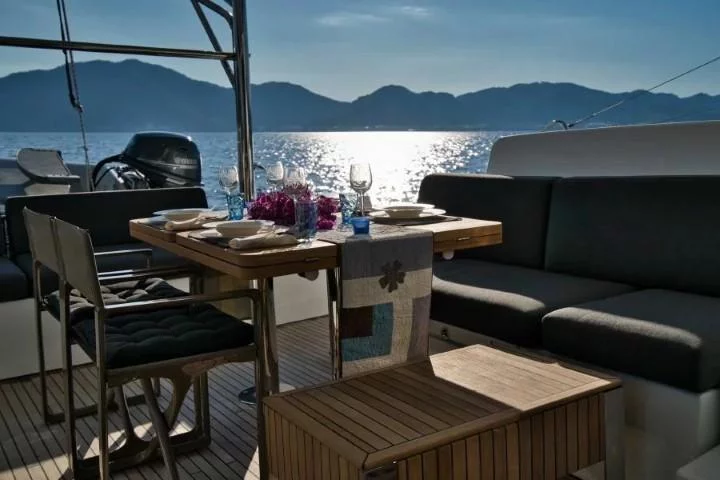 Lagoon 50 (INVICTUS II)  - 4