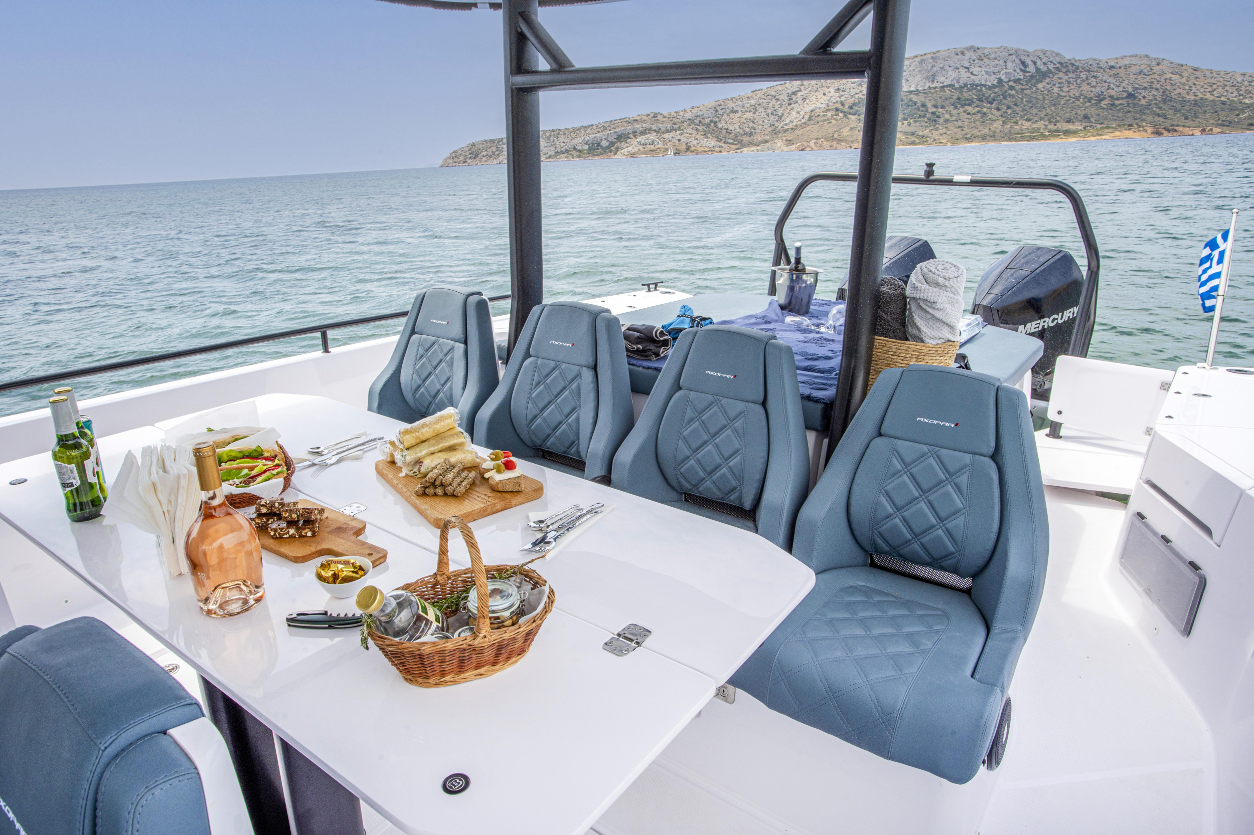 Photo #6 - Axopar 37 Sun Top (2 cabins) (PARALOS) en Lavrion - 61393