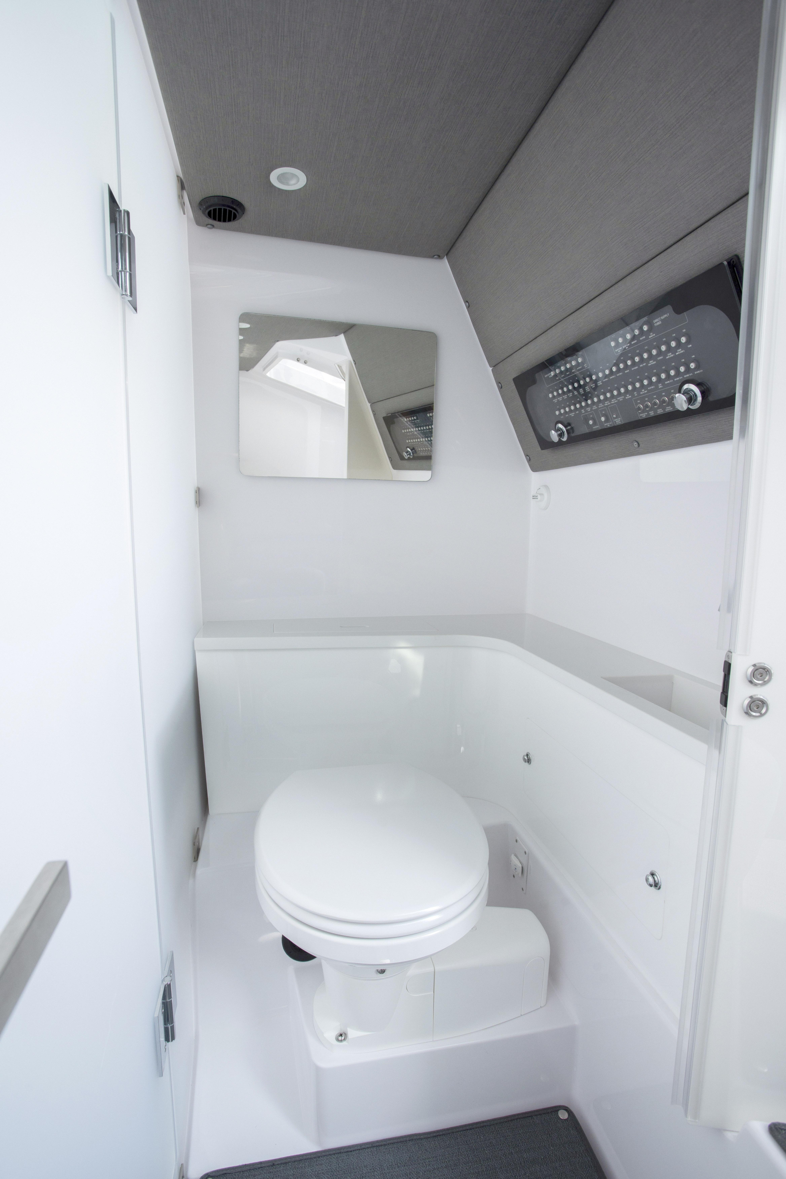 Photo #13 - Axopar 37 Sun Top (2 cabins) (PARALOS) en Lavrion - 61393