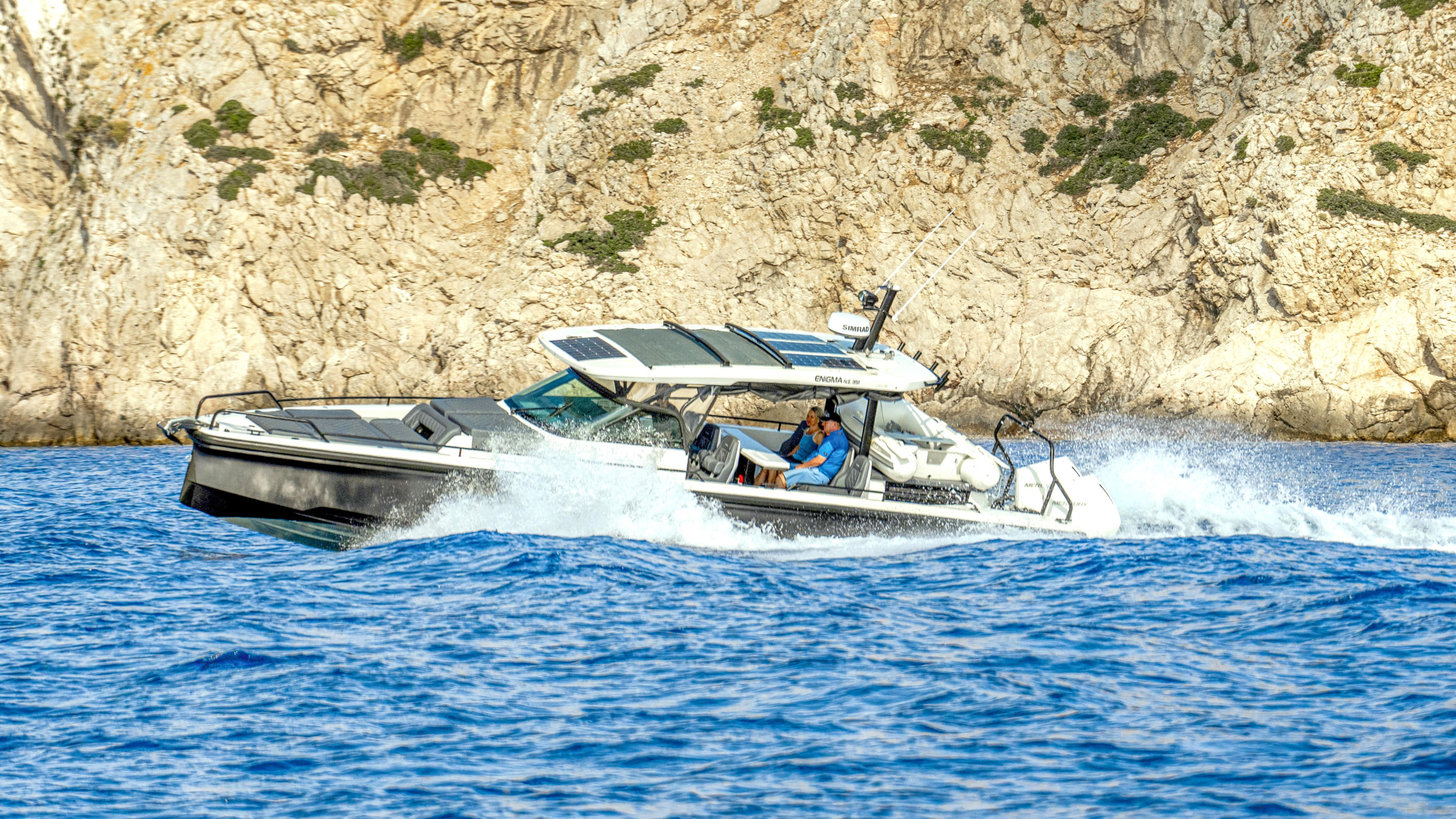 Photo #7 - Axopar 37 Sun Top (2 cabins) (ENIGMA) en Paros - 19691