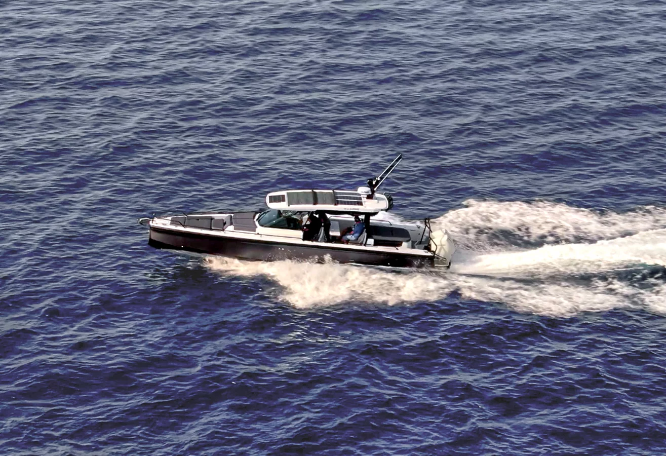 Axopar 37 Sun Top (2 cabins) (ENIGMA)  - 2