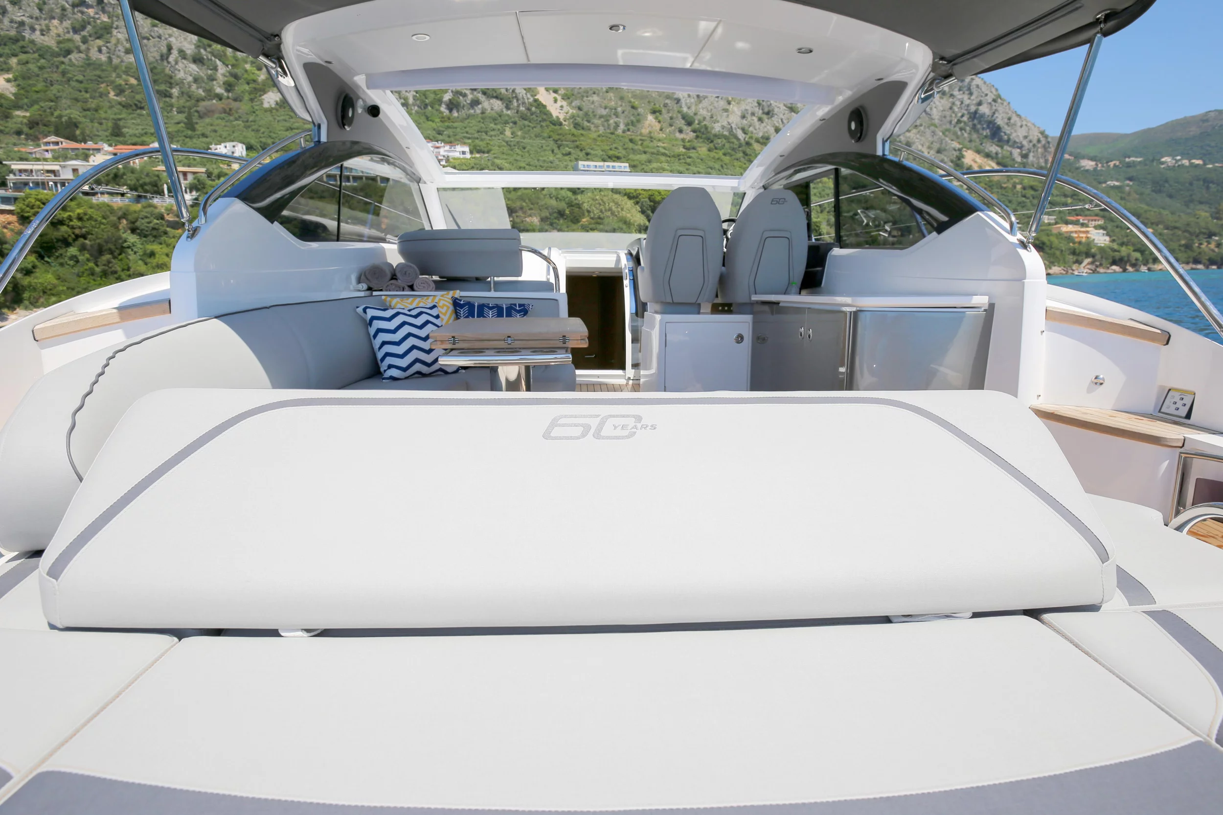 Princess V40 (IMA)  - 1