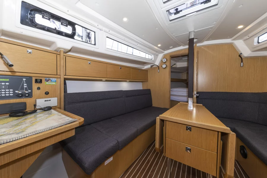 Bavaria Cruiser 34 Style (Lena)  - 5