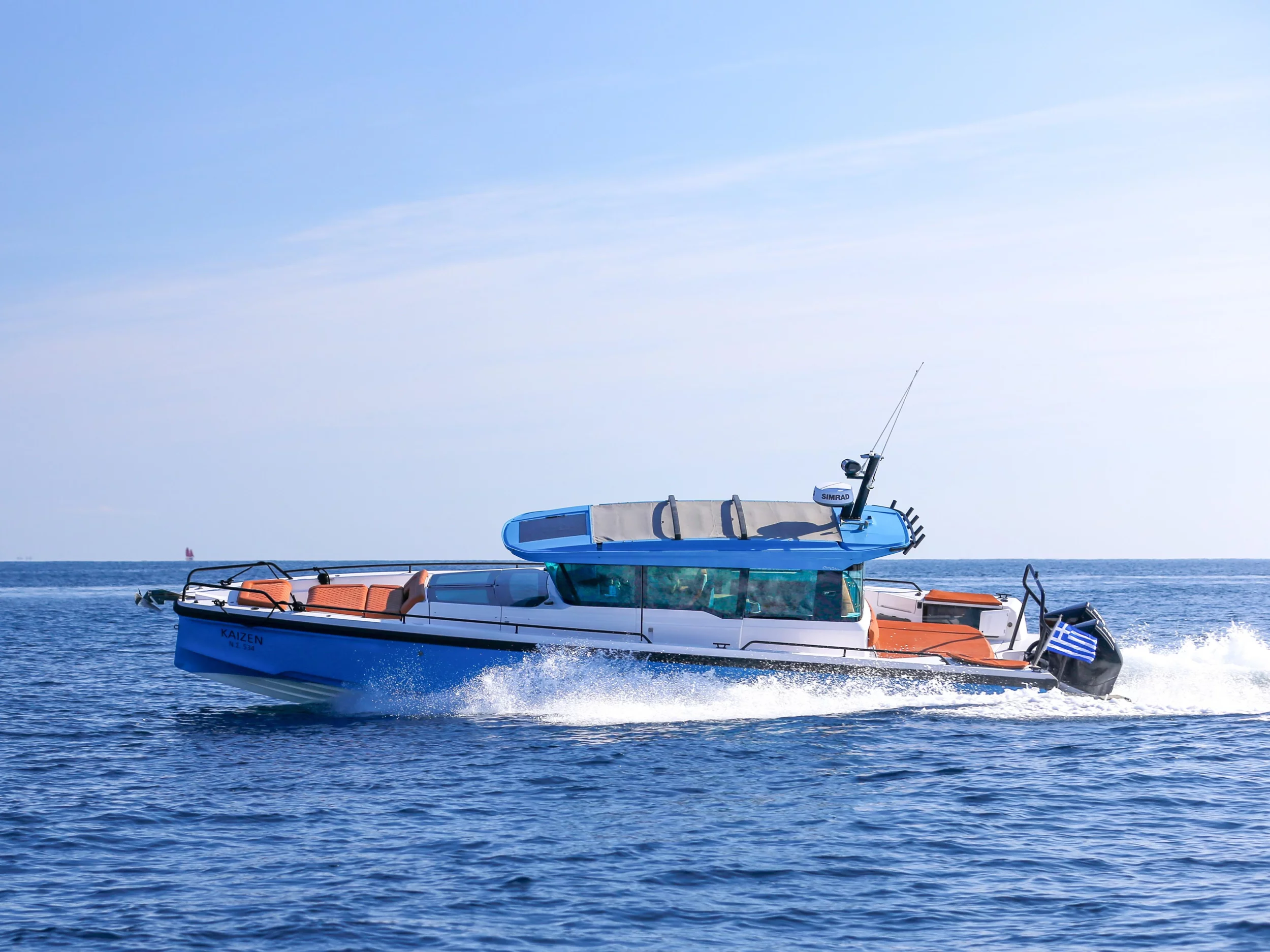 Axopar 37 XC Cross Cabin (1 cabin) (KAIZEN) Main image - 0