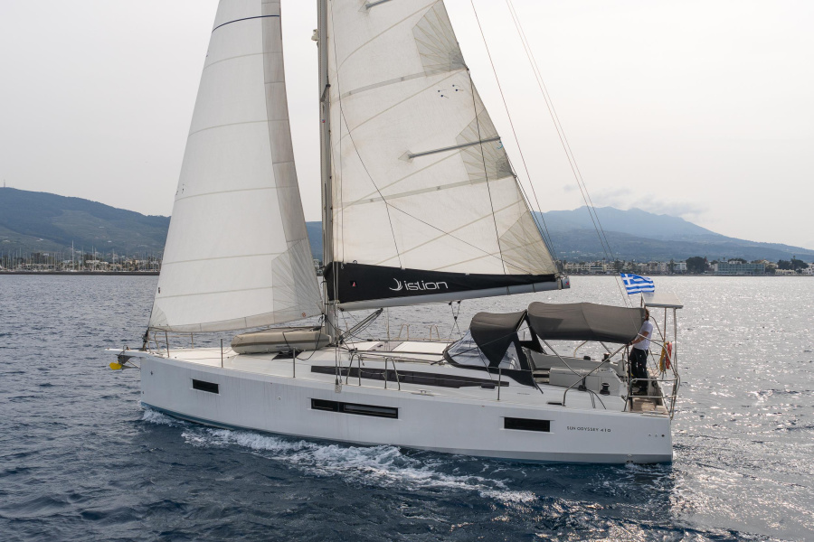 Sun Odyssey 410 — photo 13