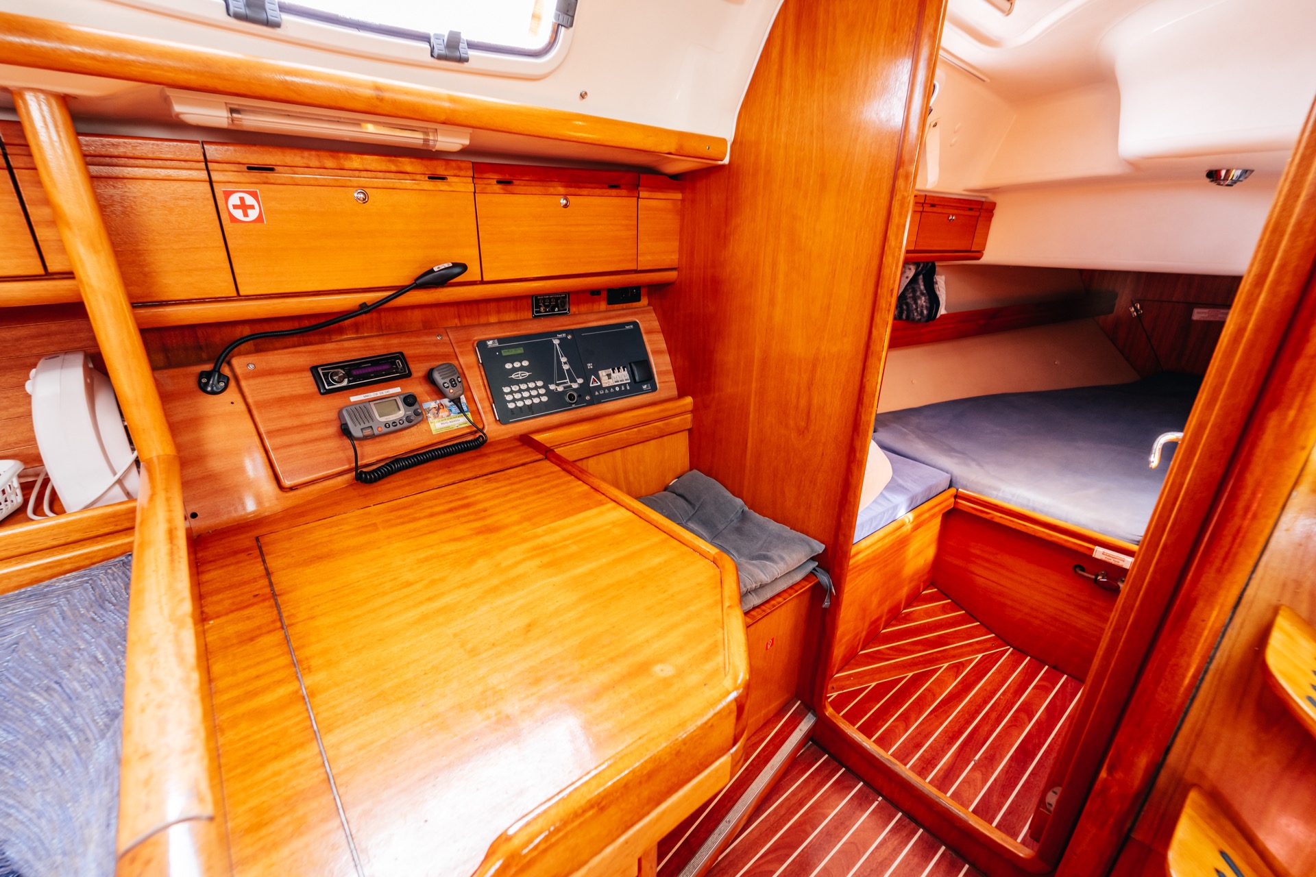 Photo #7 - Bavaria 38 Cruiser (Marge) en Murter - 3915