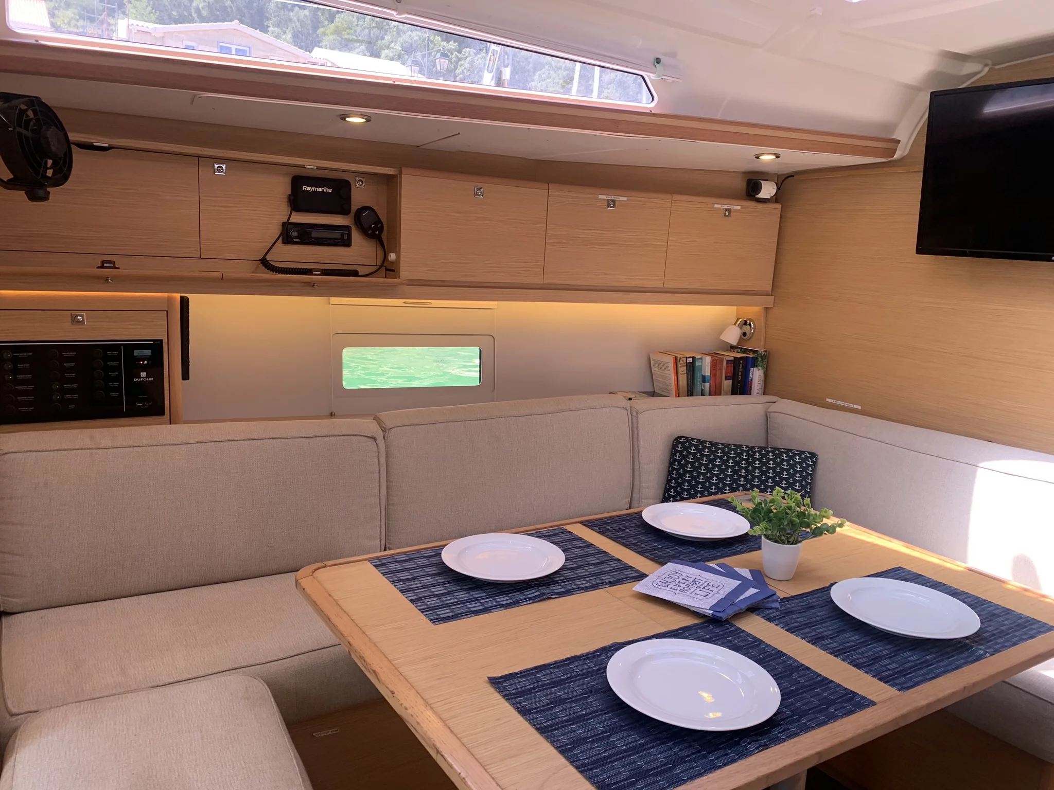 Dufour 430 (GOSAILING)  - 33