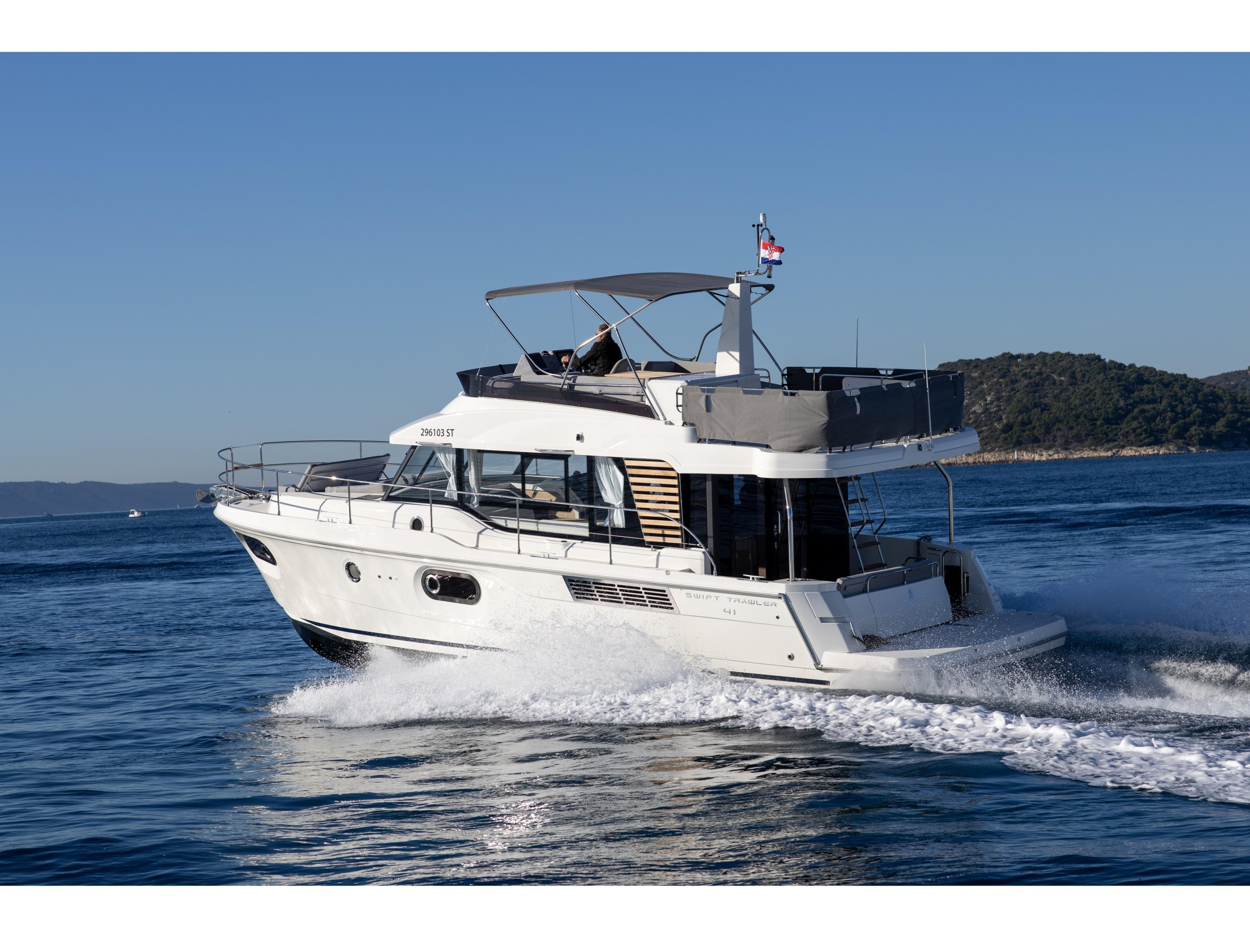 Swift Trawler 41 — photo 1
