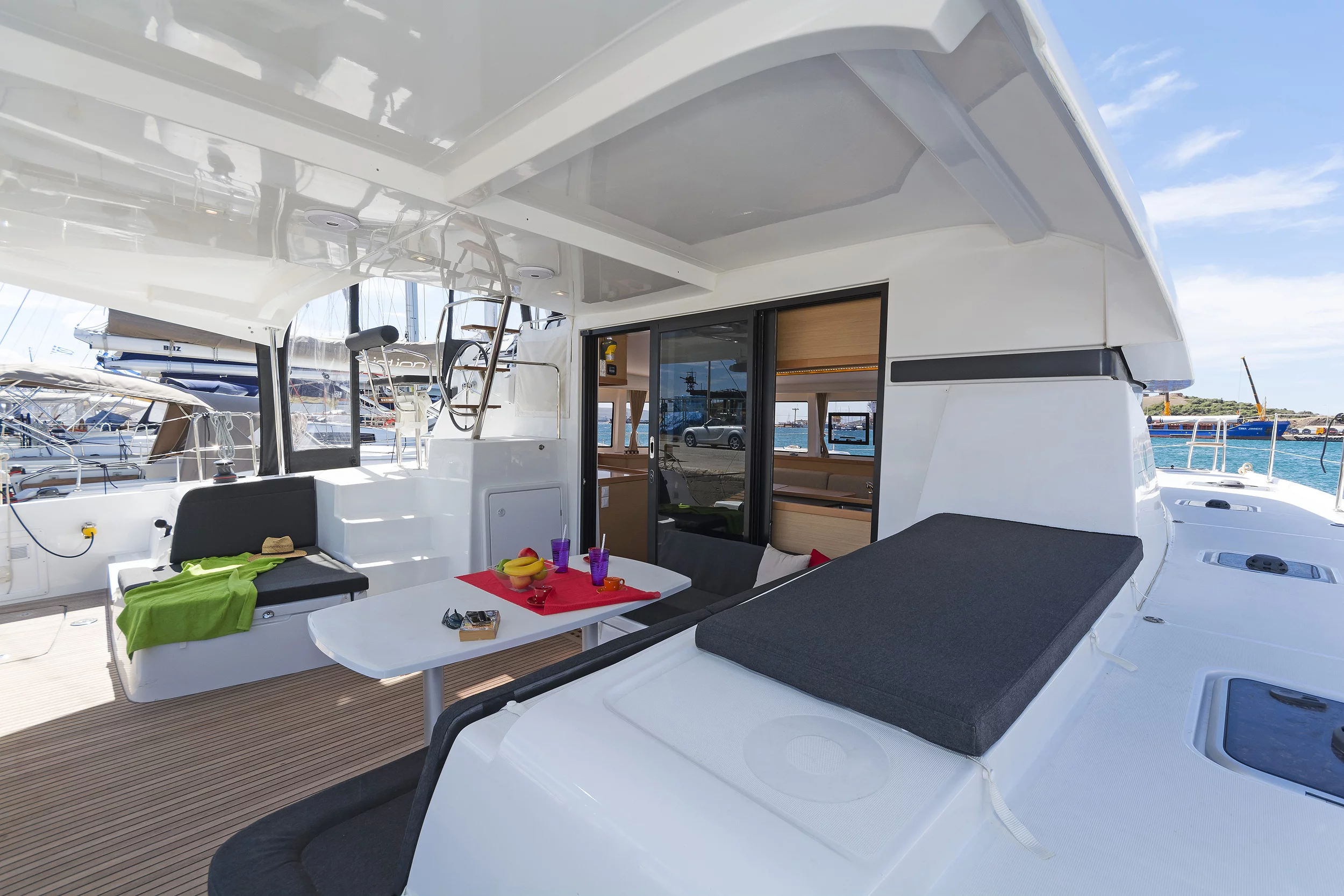 Lagoon 42 & GEN & WM (Breeze)  - 9