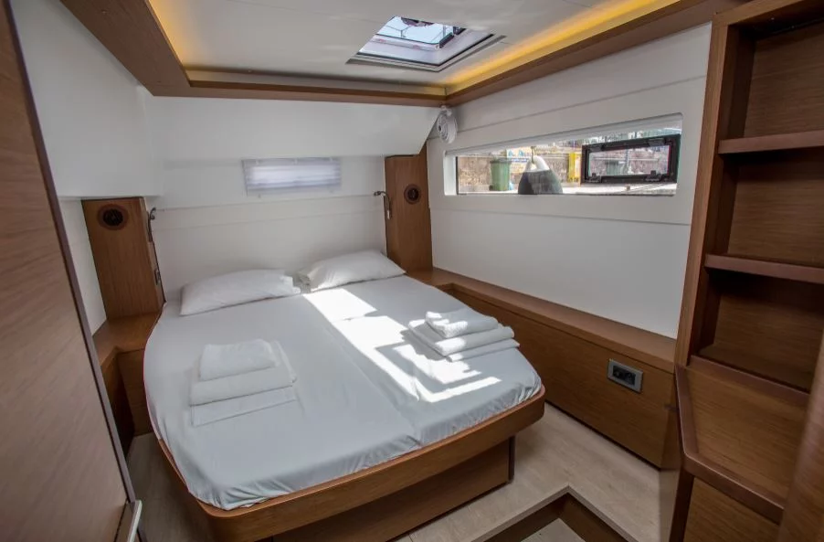 Lagoon 46 (Sea Star)  - 2