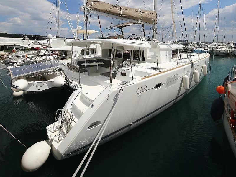Lagoon 450 F (LADIES&GENTLEMEN)  - 20