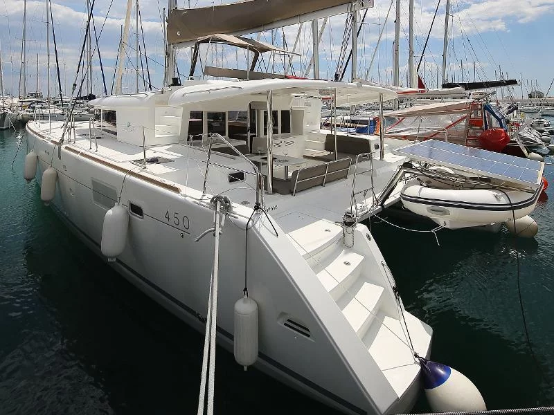 Lagoon 450 F (LADIES&GENTLEMEN)  - 4