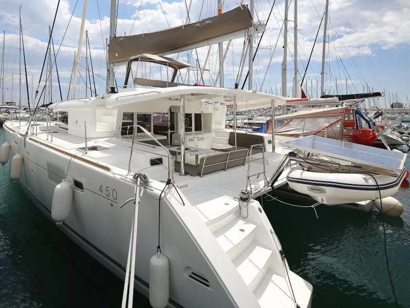 Lagoon 450 F (LADIES&GENTLEMEN)  - 2