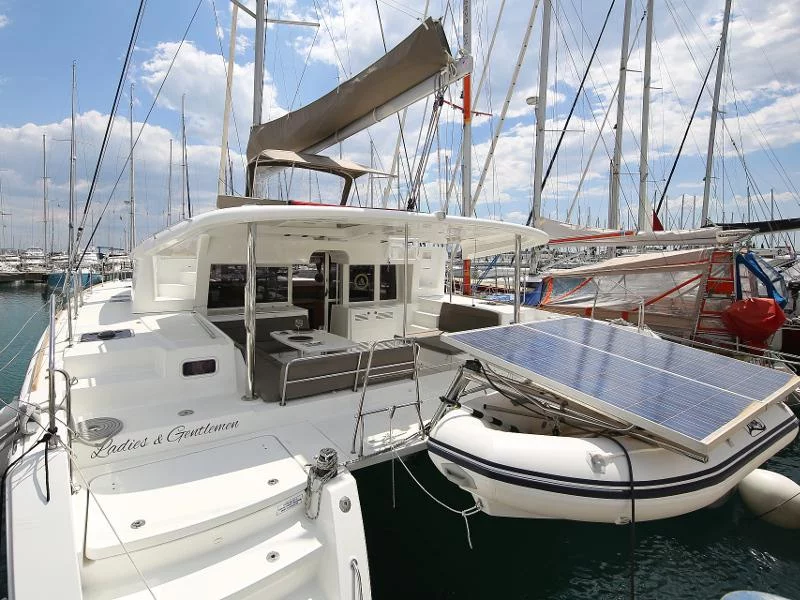 Lagoon 450 F (LADIES&GENTLEMEN)  - 14