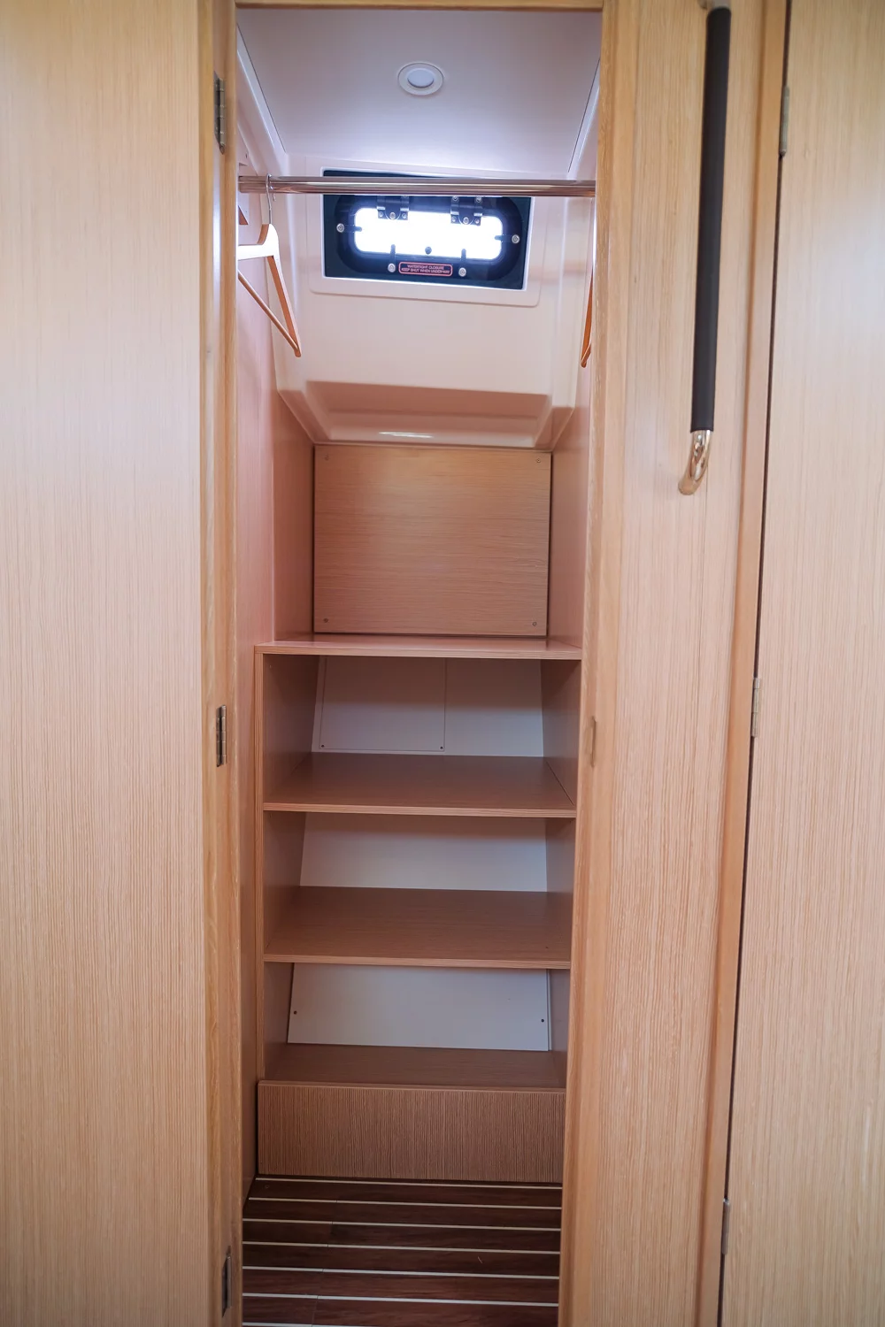 Bavaria C45 Style (SANTA CRUZ)  - 20