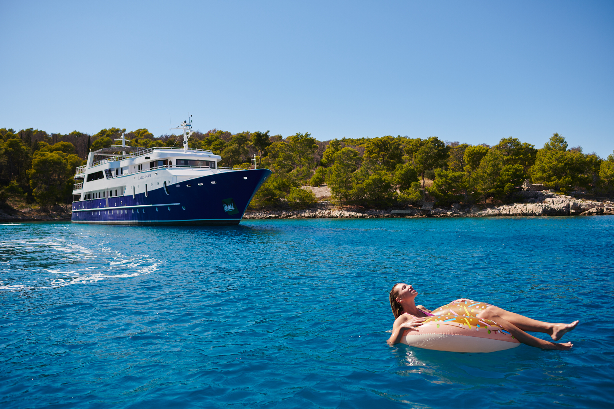 Photo #12 - Motoryacht (Lupus Mare) en Split - 14441