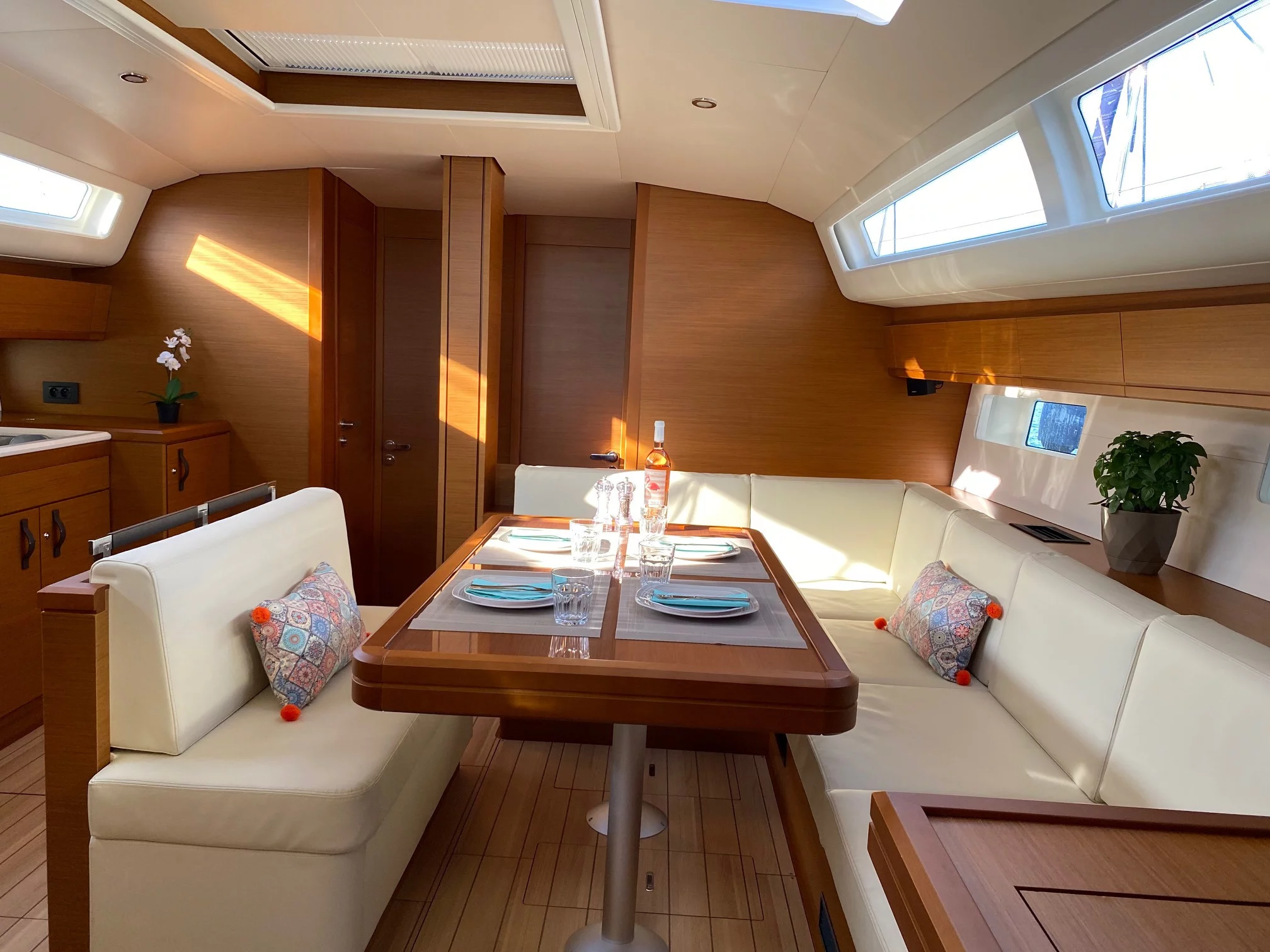 Jeanneau 54 (AEGEAN STAR) Interior image - 4