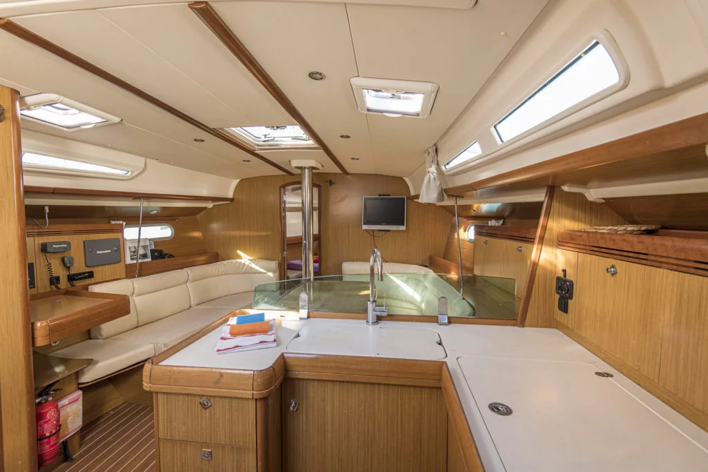 Sun Odyssey 42 i (Benoit)  - 2