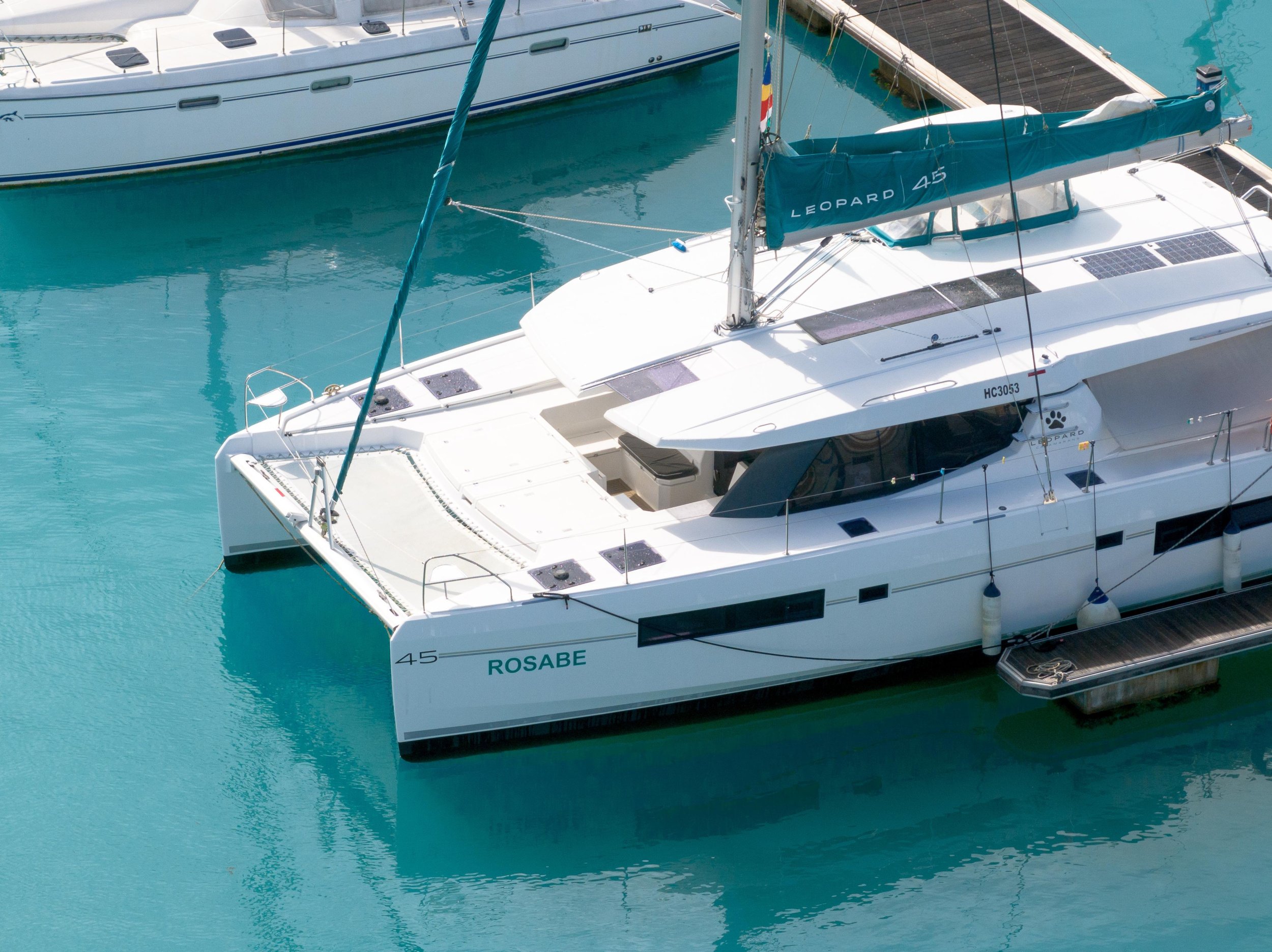 Photo #1 - Leopard 45 (Rosabe) in Mahe - 11766