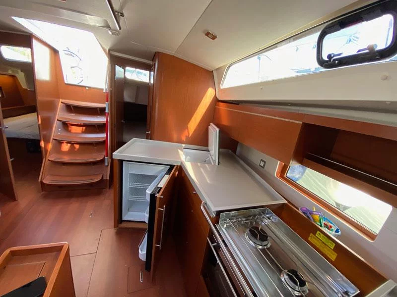 Oceanis 46.1 (Ostria)  - 15