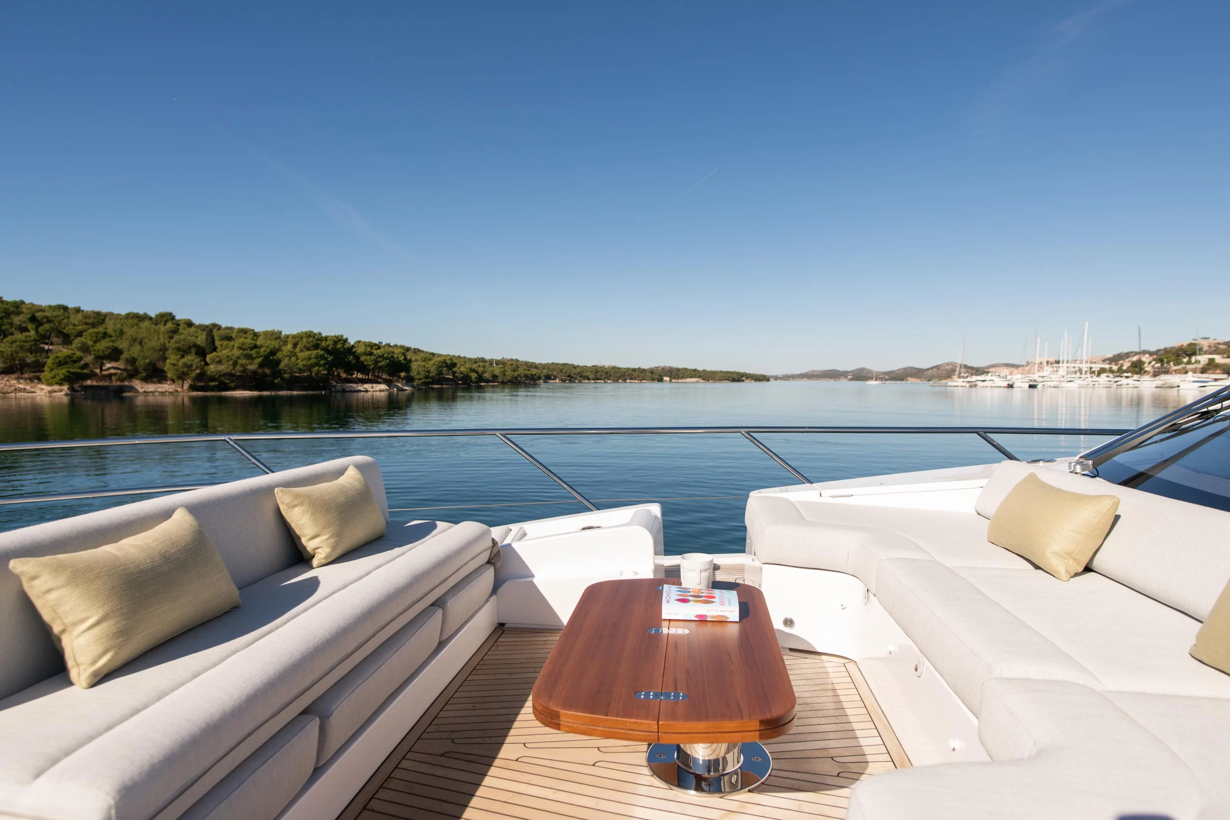 Azimut 60 Fly (Alibaba)  - 9