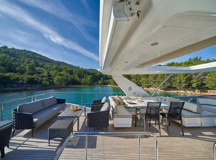 Azimut 72 (Relax of Croatia)  - 14