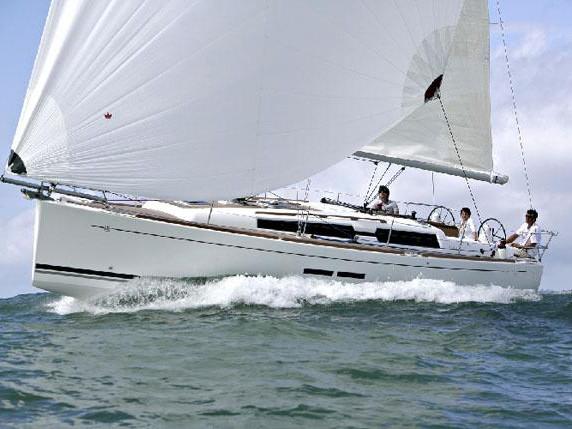 Photo #1 - Dufour 375 (Chifoumi) in  - 18937