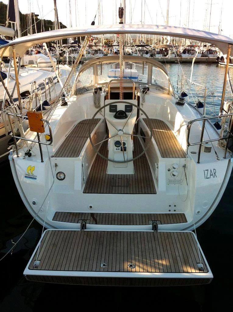 Bavaria Cruiser 32 (Izar)  - 4
