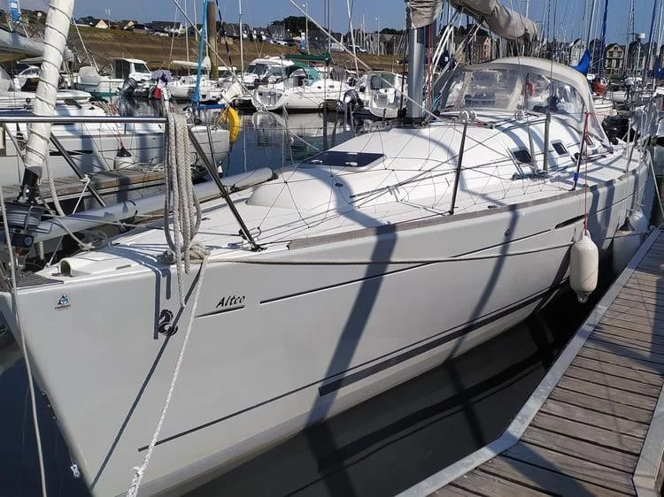 FIRST 31.7 QUIBERON (MACAREUX II)  - 8