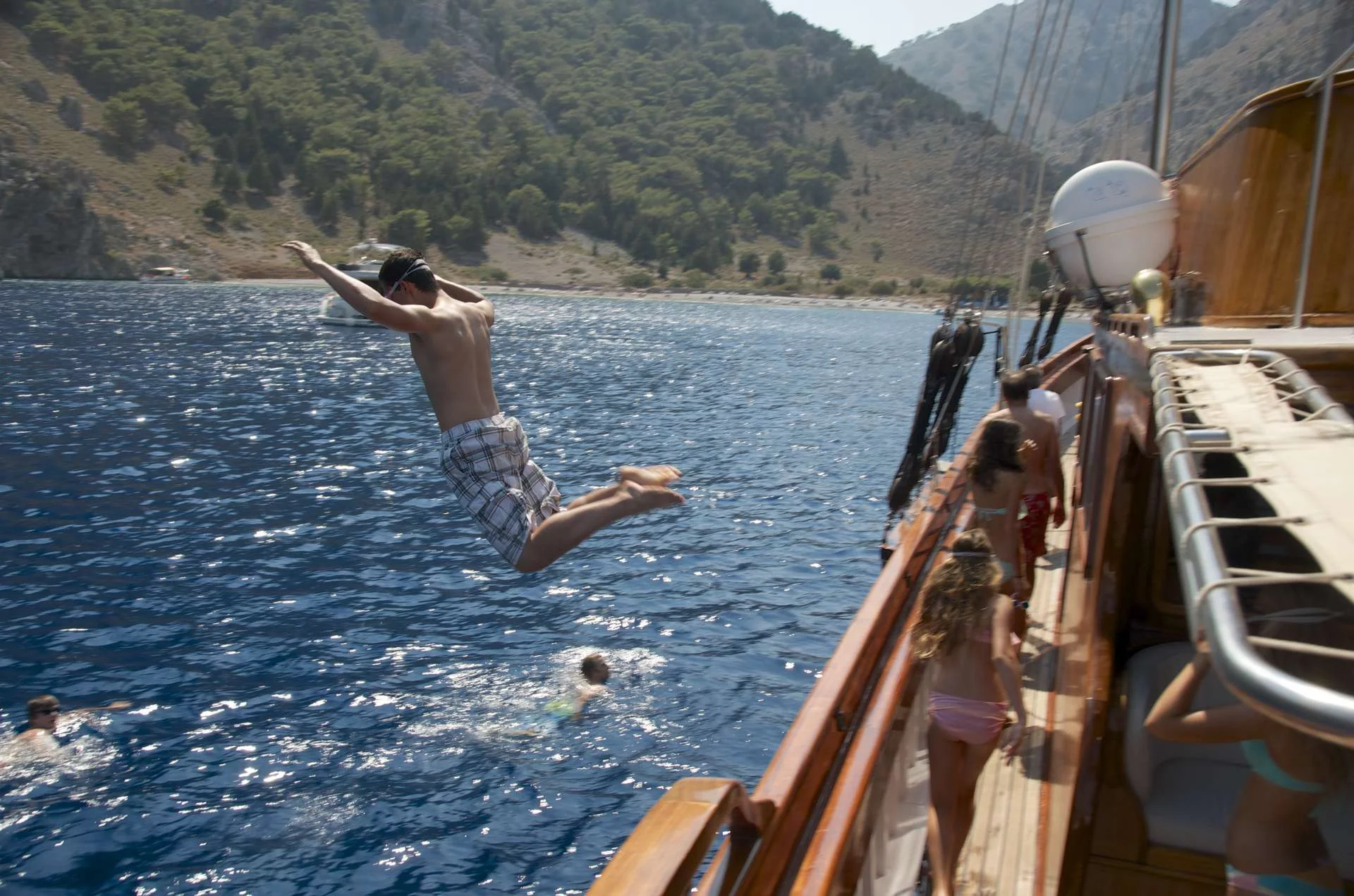 Custom Motor Sailer 124' (Matina)  - 26