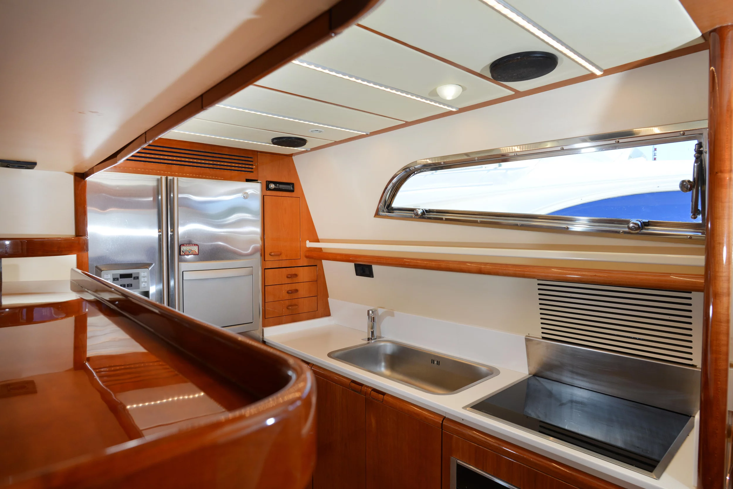 Ferretti 80 (Kentavros II)  - 8
