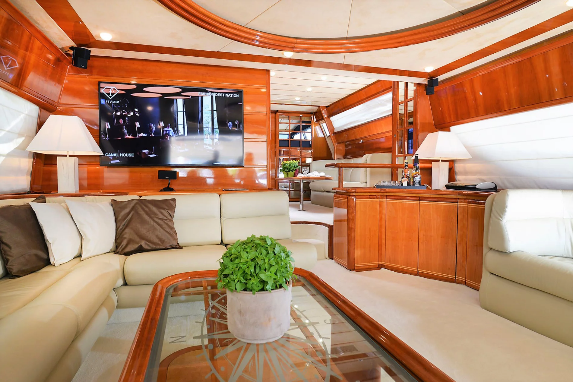 Ferretti 80 (Kentavros II)  - 34
