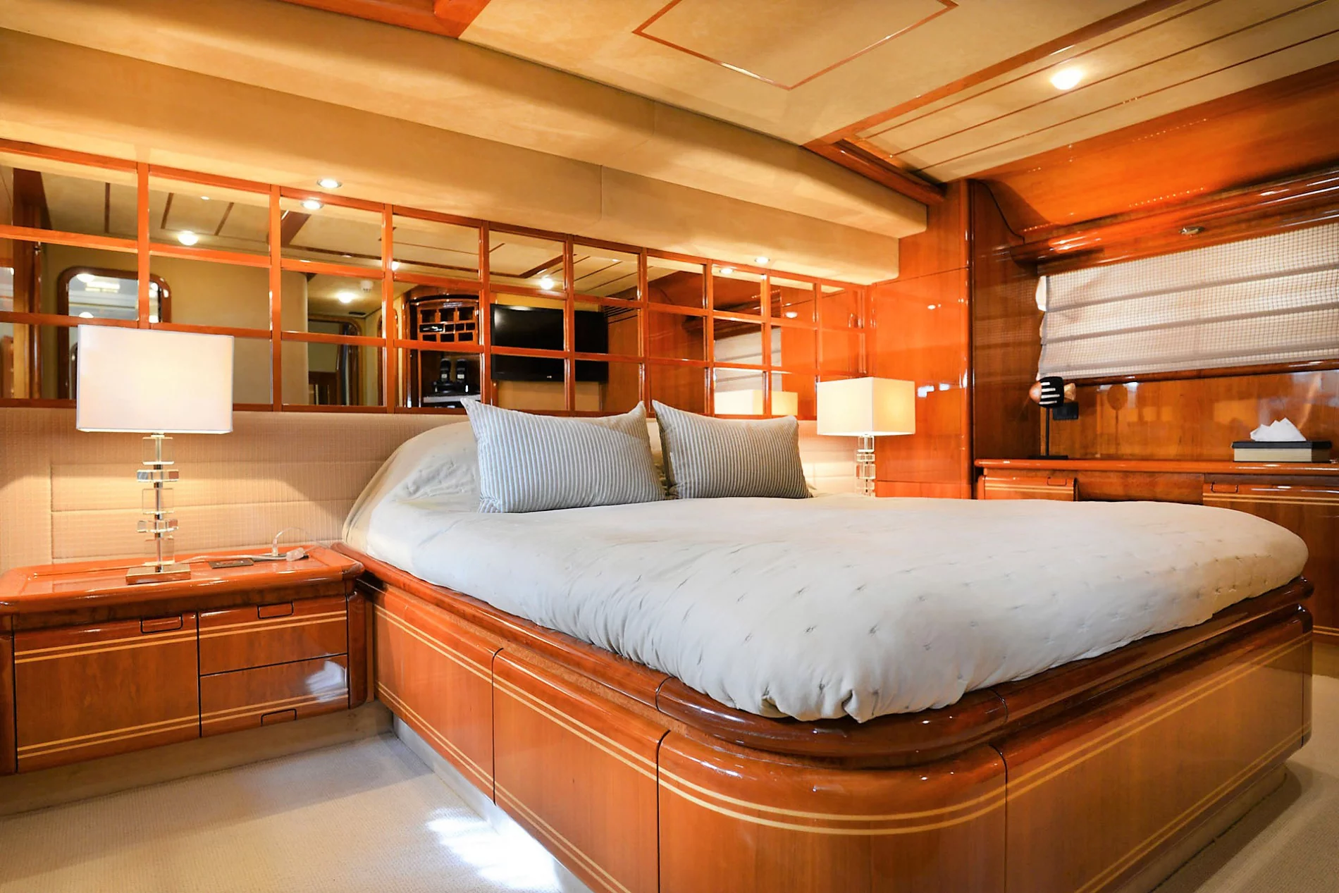 Ferretti 80 (Kentavros II)  - 17