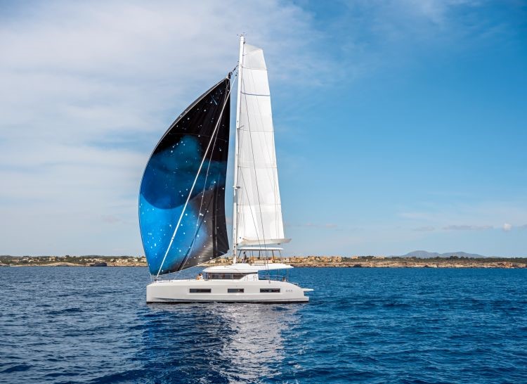 Photo #24 - Lagoon 55 (2) (Verina Star) en Atenas - 18996