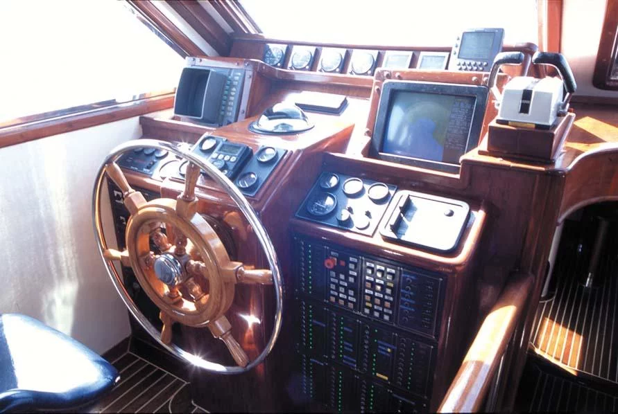Custom Motor Sailer 80' (Anemos)  - 29