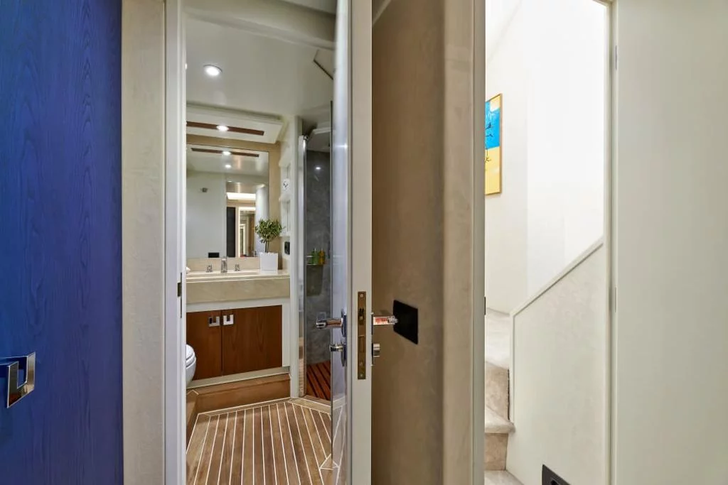 Azimut 85F (La Fenice)  - 19