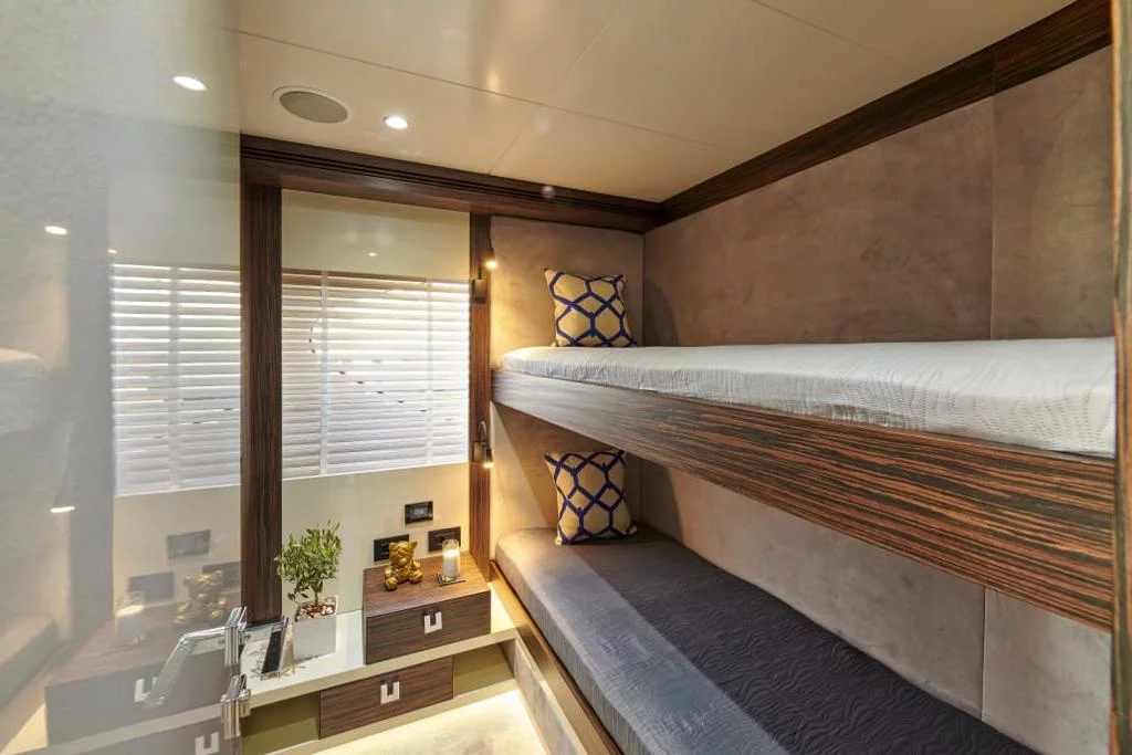 Azimut 85F (La Fenice)  - 28