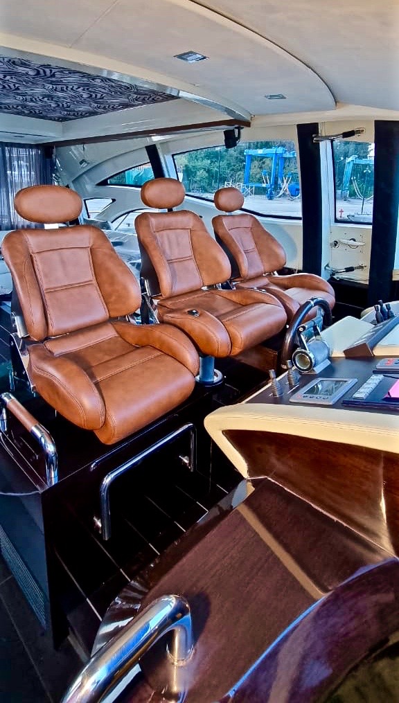 Photo #12 - Azimut 86 (Super Toy) en Corfú - 19001