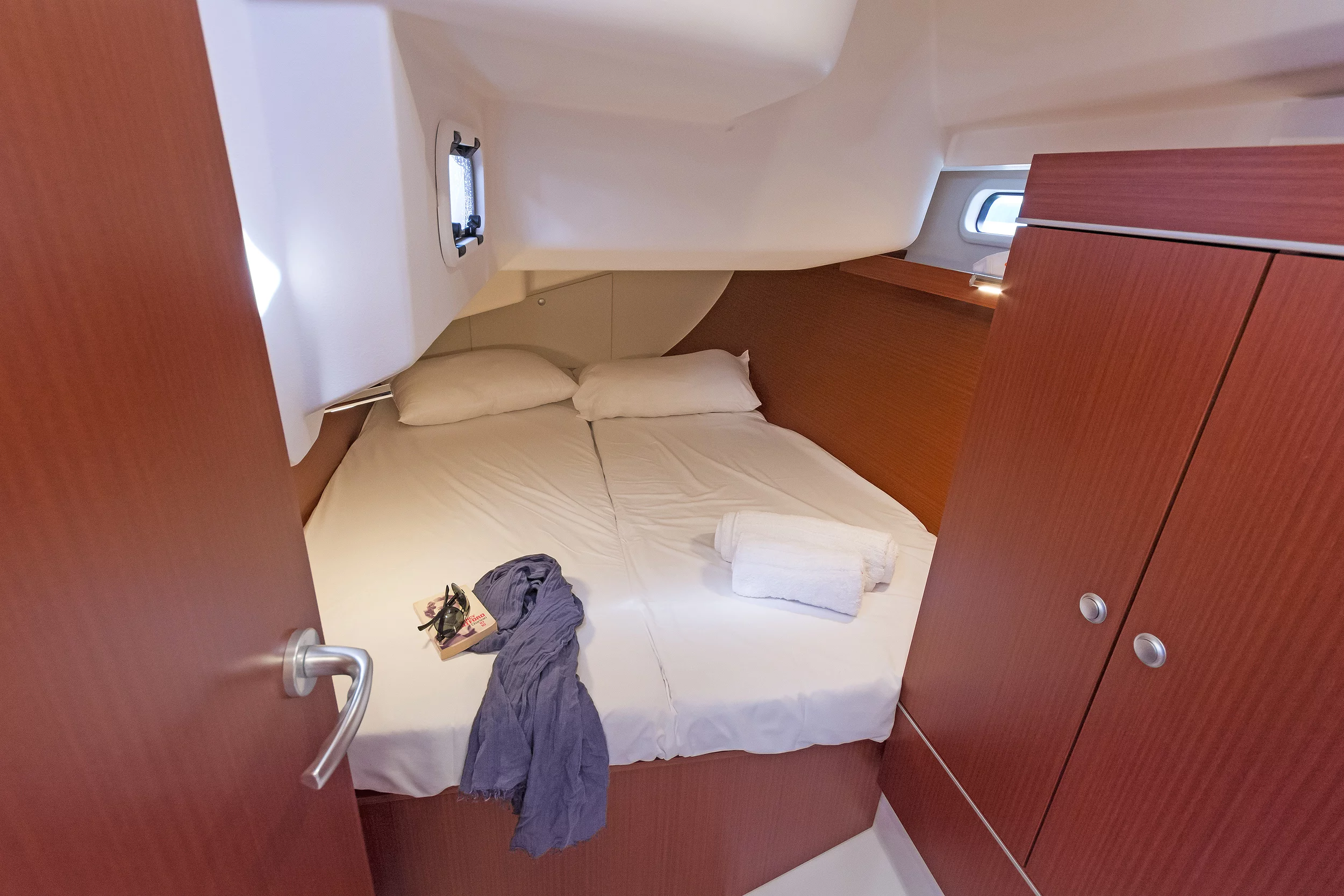 Hanse 385 (Capriccio)  - 24