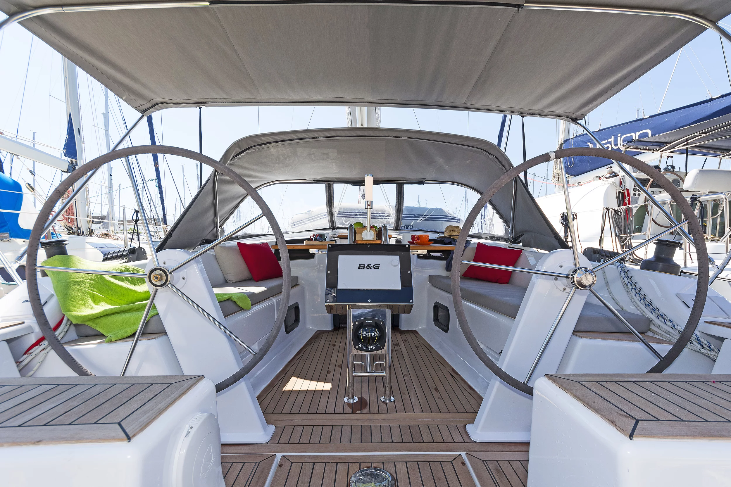 Hanse 385 (Capriccio)  - 1