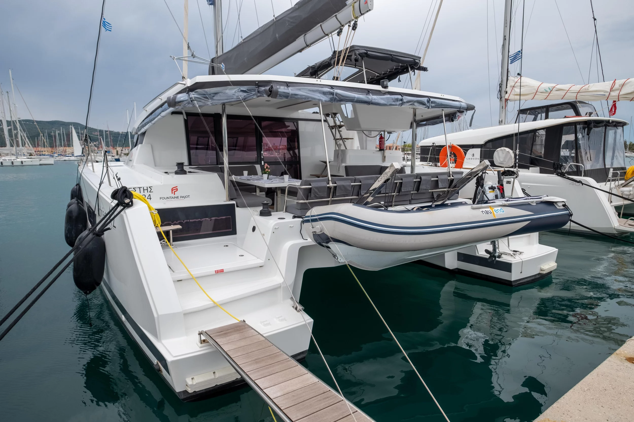 Fountaine Pajot Astréa 42 (Orestes)  - 10