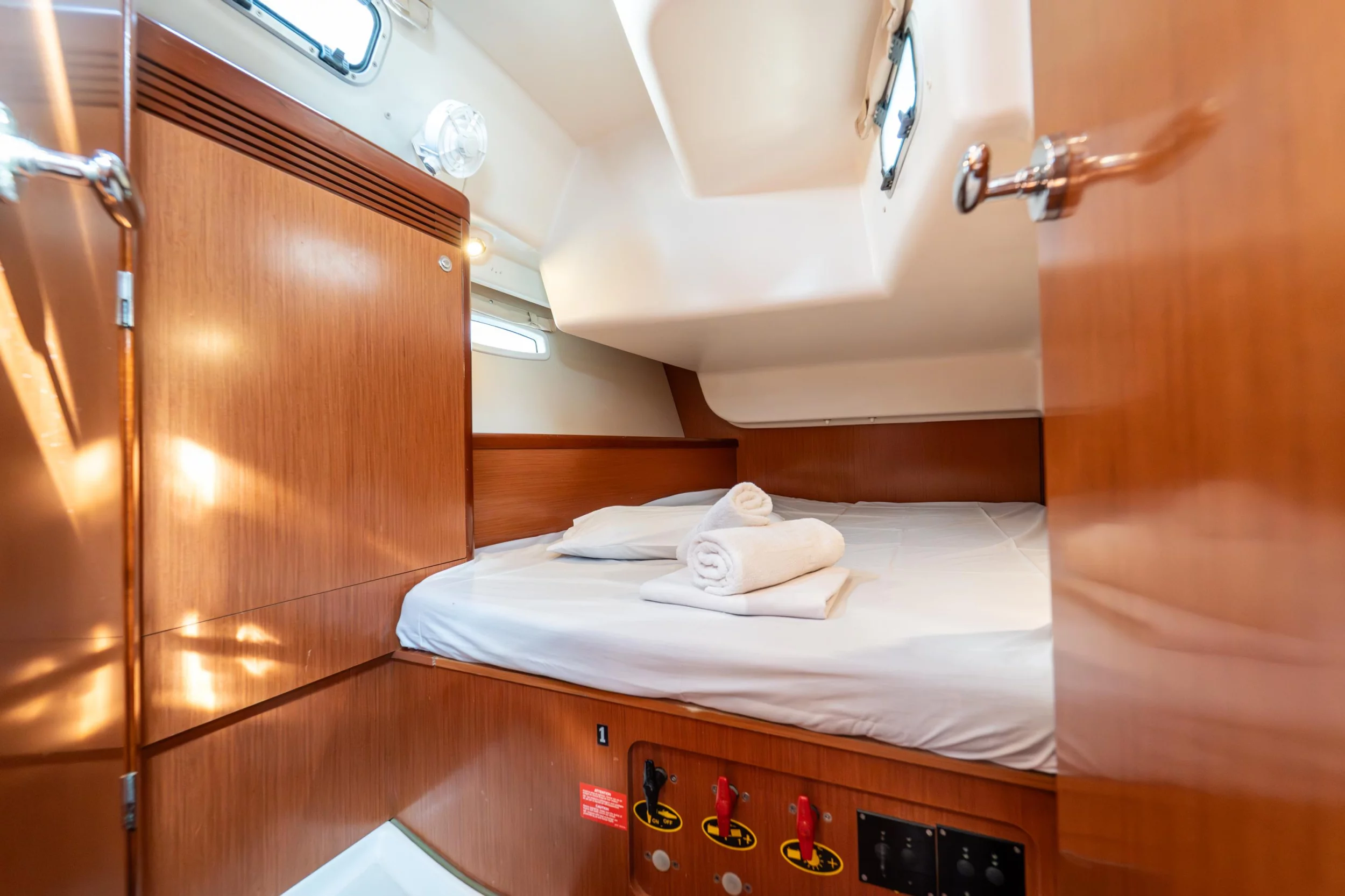 Beneteau 43 (Errika)  - 4